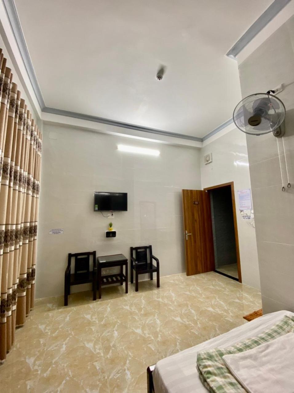 Nha Nghi Duy Tan Motel 140 Nguyen Du 0353007568 Quảng Ngãi Exterior foto